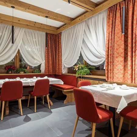 Hotel Columbia & Spa Cortina d'Ampezzo Luaran gambar